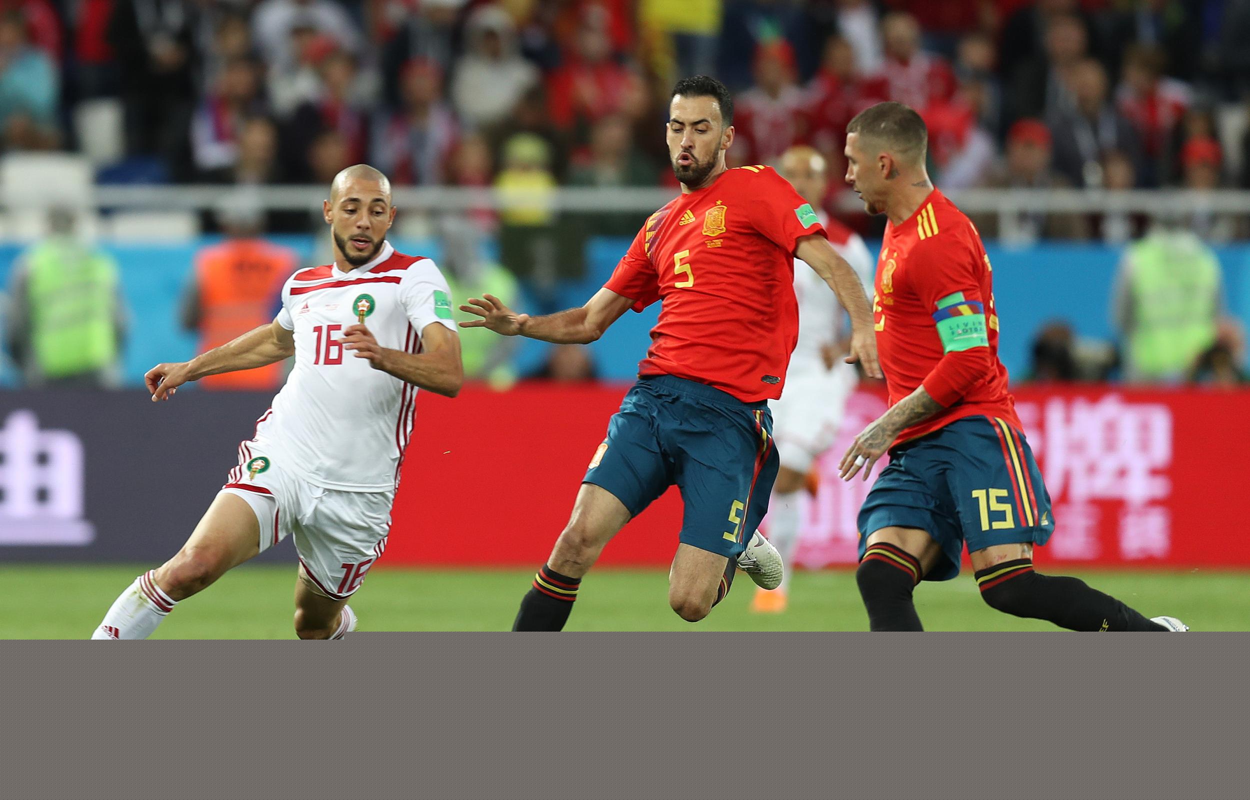 建队基石！武磊、颜骏凌等7人随海港四夺中超冠军