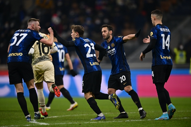 篮球火箭外线手感回暖，赢球势头增强