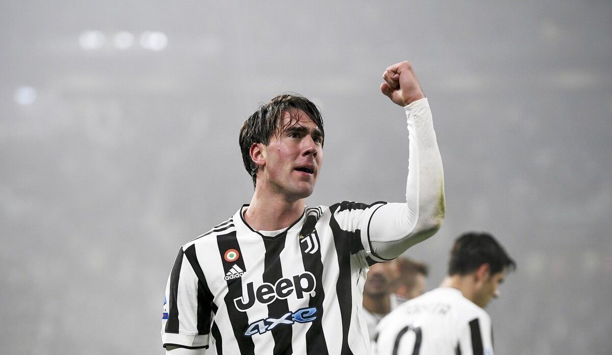 3场3球，成都B队艾孜买提当选中乙10月最佳球员／最佳青年球员