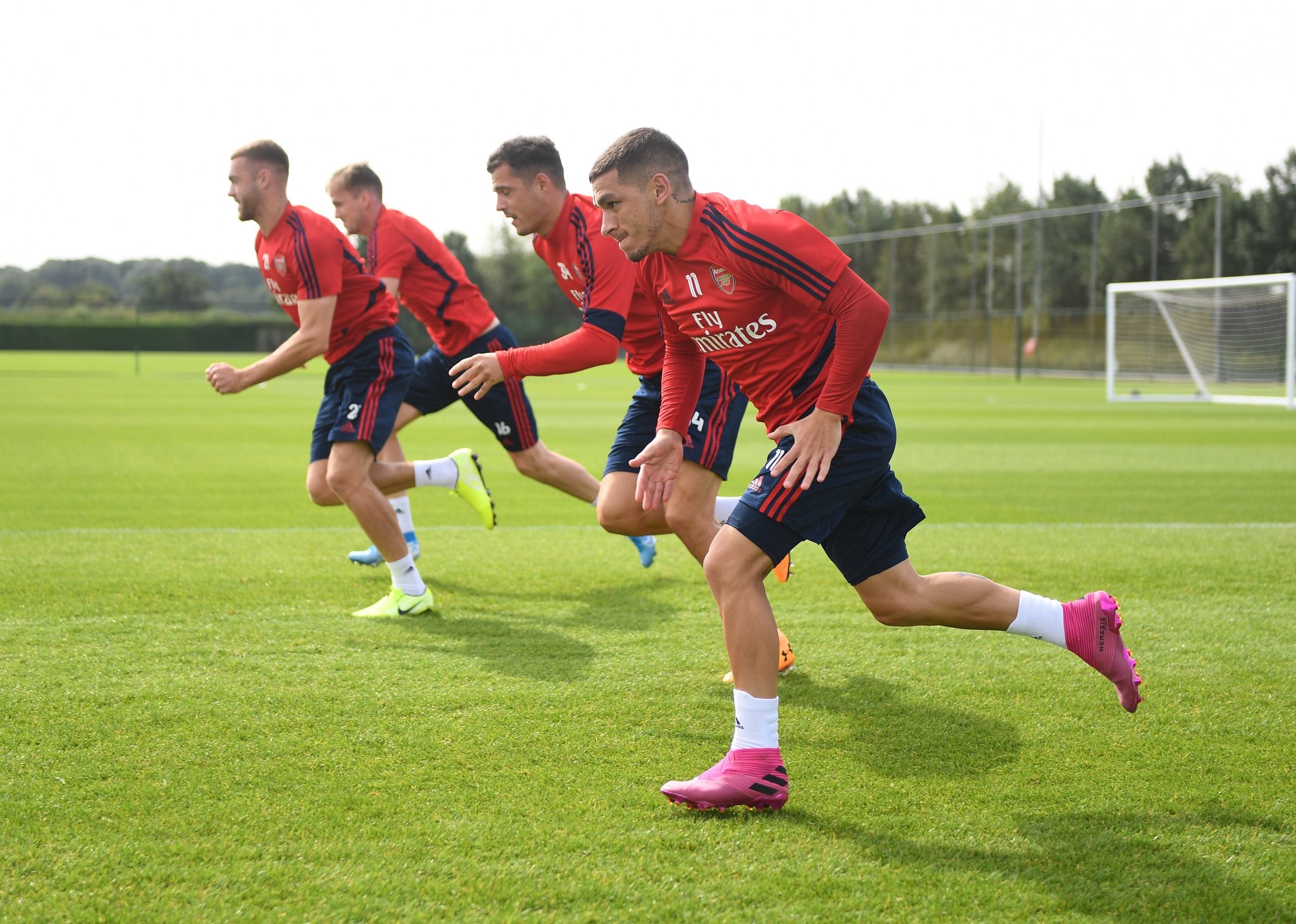 小赫内斯：凯恩的射门不管远近都很精准，我们没有防守到位