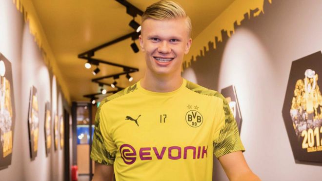 官方：31岁的前法国国脚右后卫杜布瓦退役