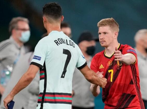 温格：英格兰是世界杯夺冠热门但绝非大热，法国最有机会夺冠